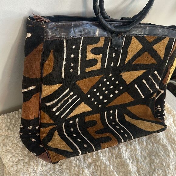 African Hand-made Mud Cloth & Leather Carry-On Bag - Picture 2 of 8